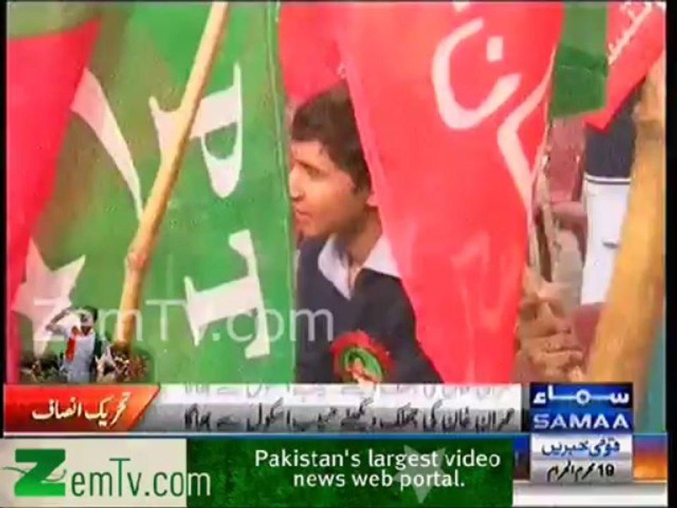 Watch Die Hard Fan of Imran Khan who came missed his school to see Imran