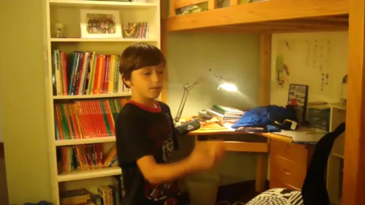 Attention ! Ne jouez pas avec une pomme !