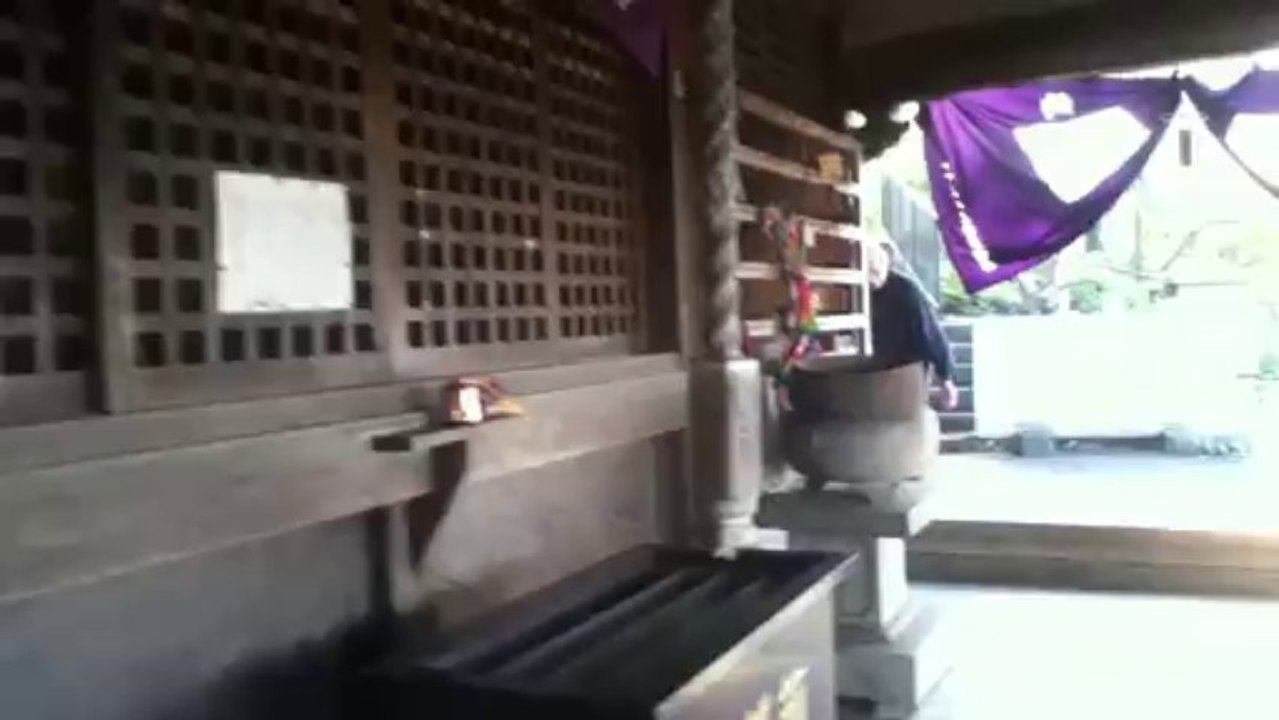 水呑地蔵（みずのみじぞう）