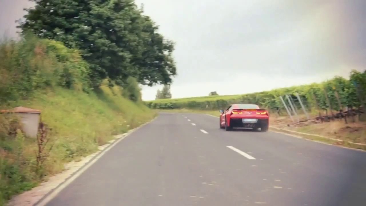 La Corvette Stingray à 300 km/h sur route ouverte