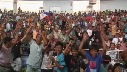 Filipinos react to Pacquiao win