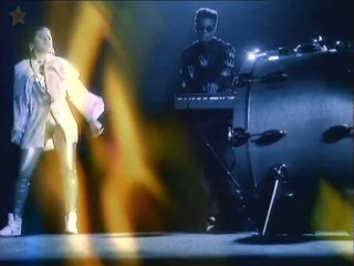 Beats International Feat Lindy Layton - Dub Be Good To Me