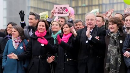 Anne Hidalgo réunit ses têtes de liste et candidats