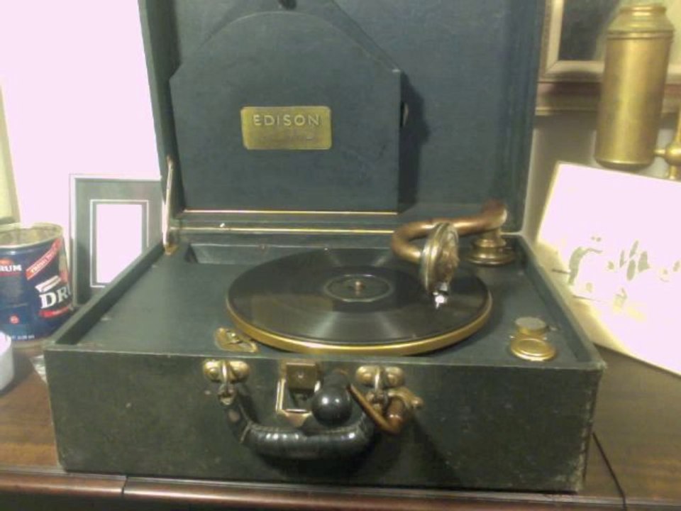 That Old Black Magic - Spike Jones & His City Slickers