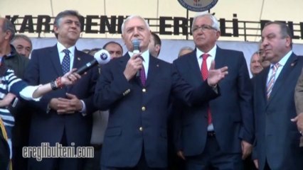 Hamsi Festivali’ne Prof. Dr. Haberal da katıldı