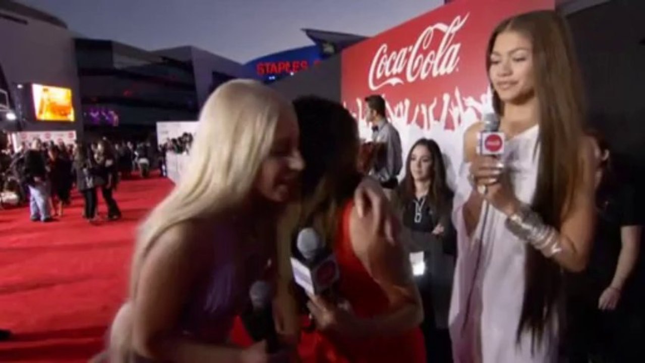 AMA 2013 Lady Gaga Red Carpet interview