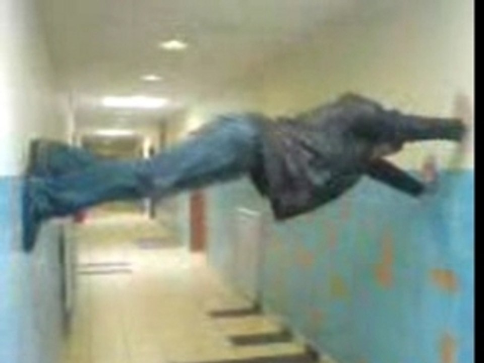 Hervé is... Spiderman