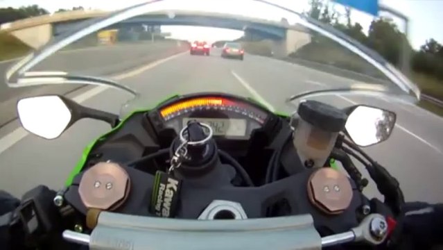 Course de malade à 300km/h : Kawasaki zx-10r VS Audi RS6 ABT