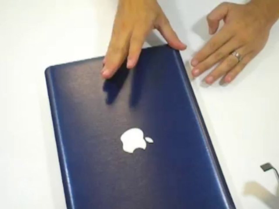 Get stylish Macbook Pro Skins