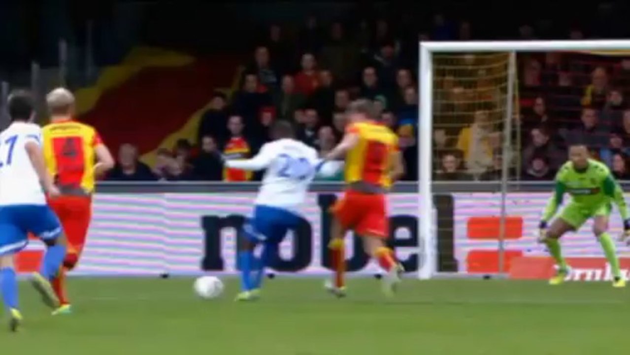 Vitesse Tabellenführer nach klarem Auswärtssieg