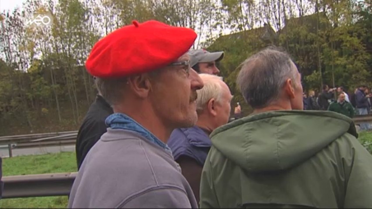 Manifestation des agriculteurs contre l'écotaxe dans le Valenciennois