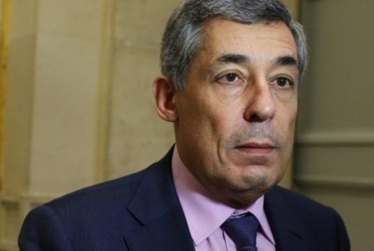 ZAPPING ACTU DU 25/11/2013 - Henri Guaino : Sans Sarkozy, Il n'y aurait plus de démocratie dans le monde