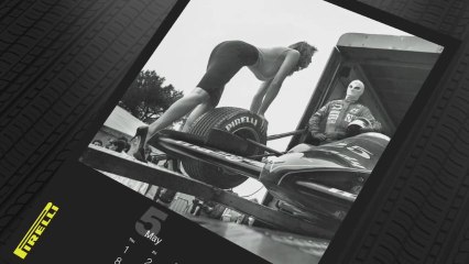 Pirelli dévoile le Calendrier 1986 réalisé par Helmut Newton