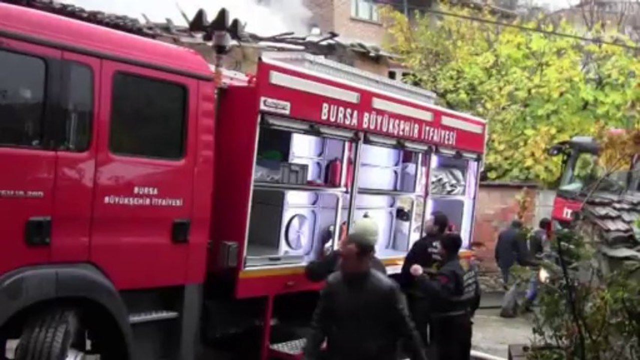 Işıklı Köyünde ev yangını