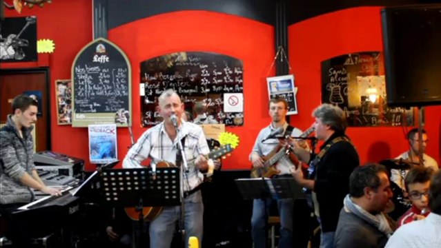 JP BARASTIER en Live au Café du Théâtre avec ses musiciens - L'amour à la machine A. Souchon