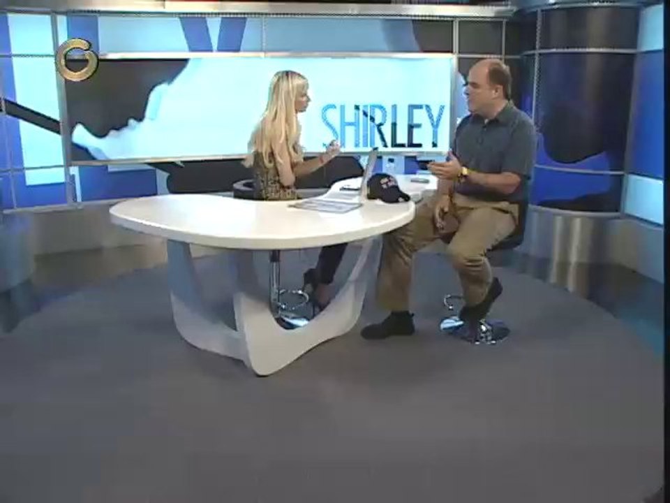 Borges: "El socialismo del siglo XXI se ha convertido en hacer colas"