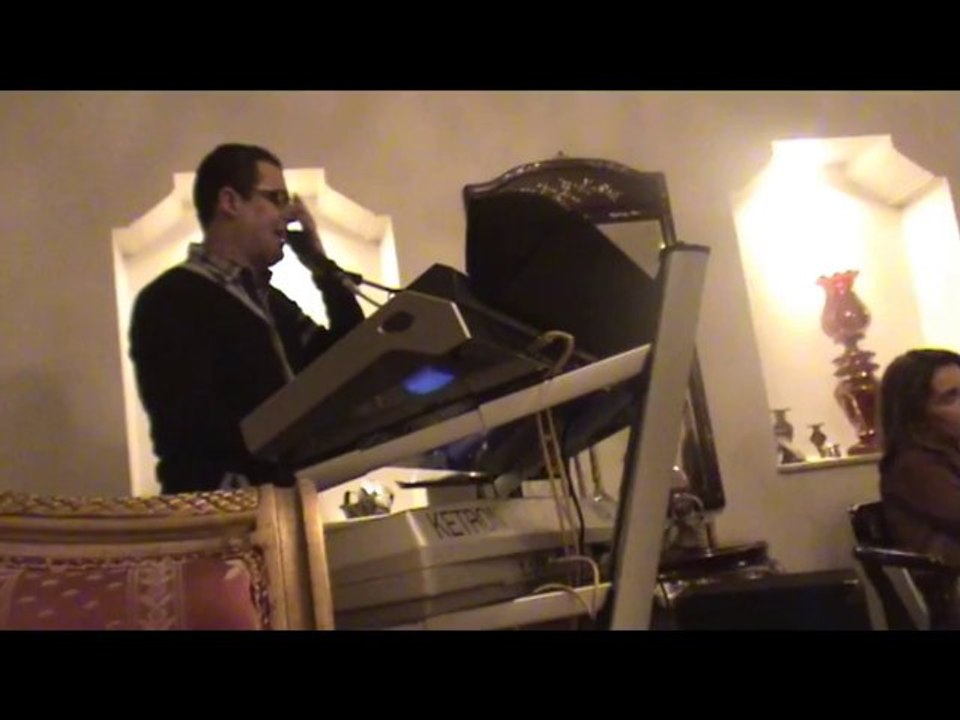 Med hechmi Slimen / organiste chanteur