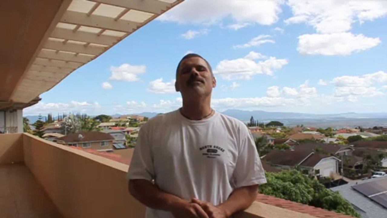 Behind the 'ALOHA!'