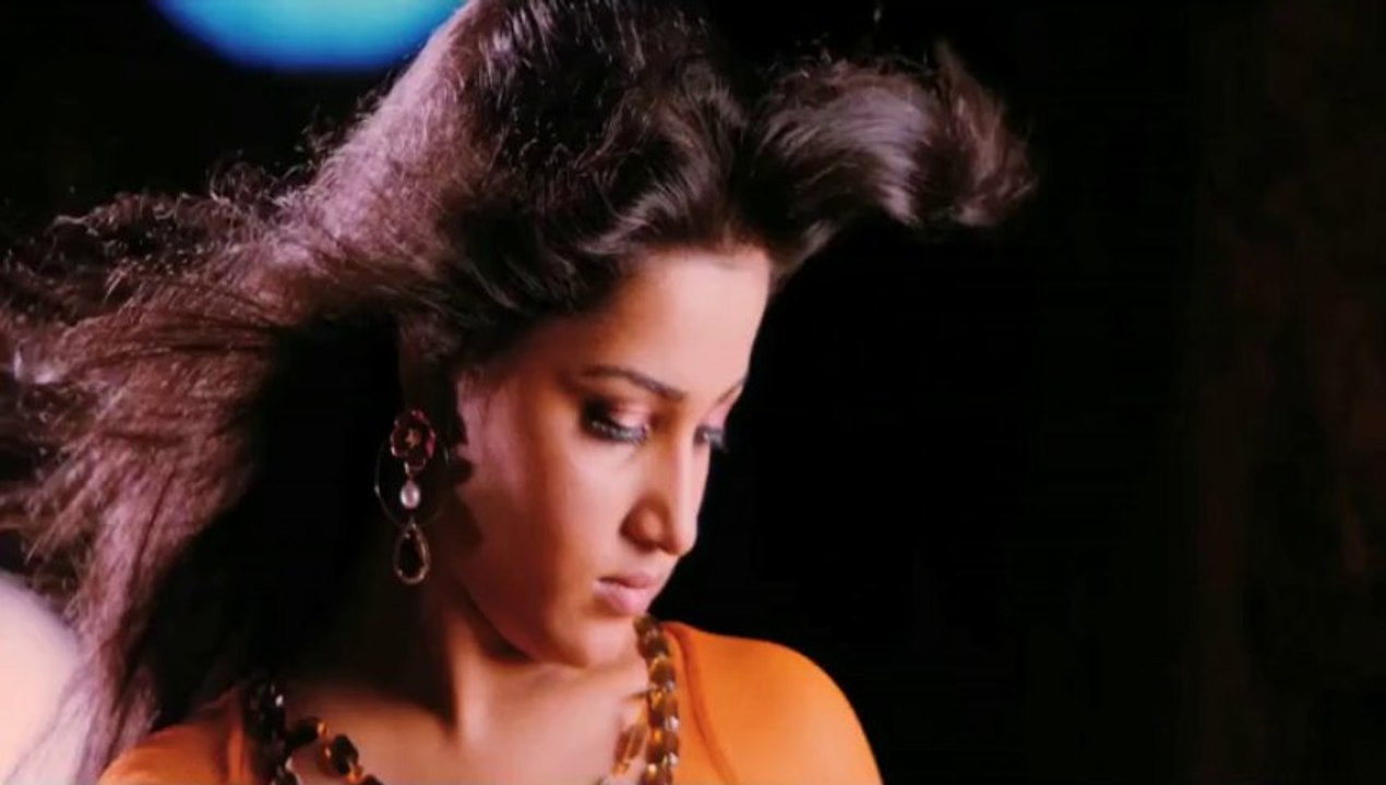 Hrudayam Ekkadunnadi Movie Song 04