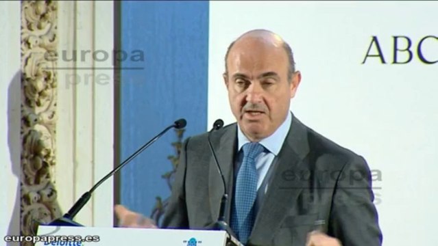 De Guindos: La reforma laboral no afectará a prestaciones