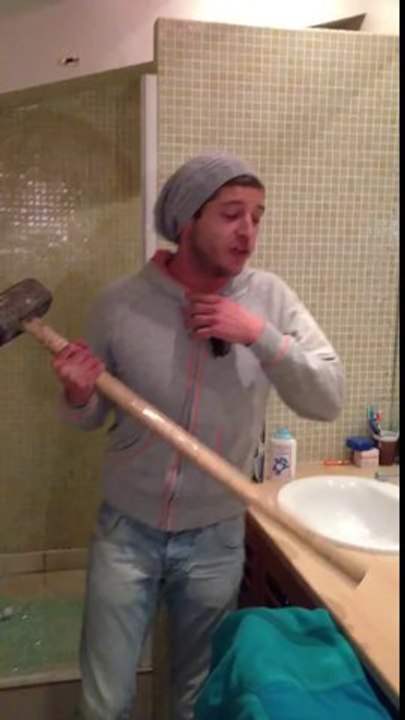 A tenant destroy his apartment because of non restitution of the deposit
