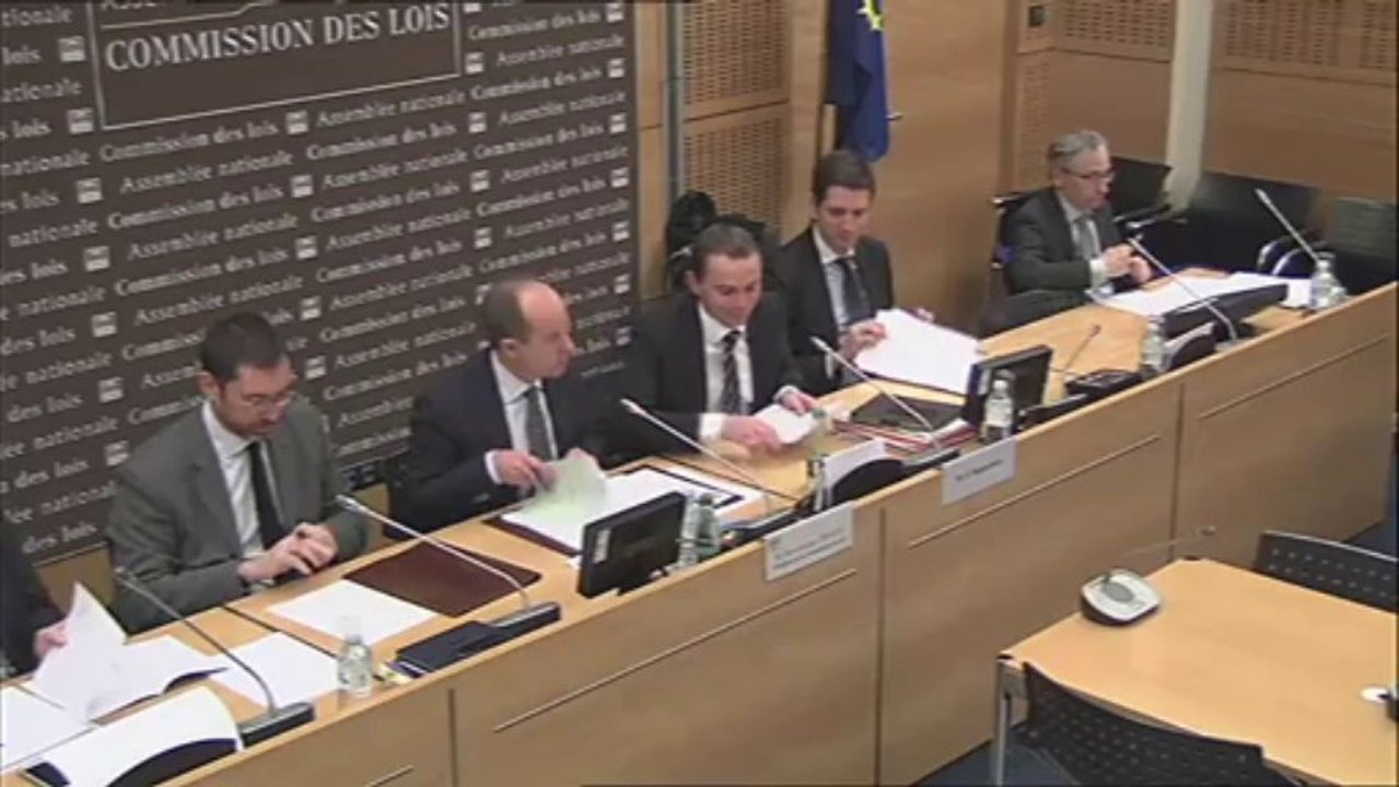 Proposition de loi organique tendant à joindre les avis rendus par le conseil national d'évaluation des normes aux projets de loi relatifs aux collectivités territoriales et à leurs groupements - Mardi 26 Novembre 2013