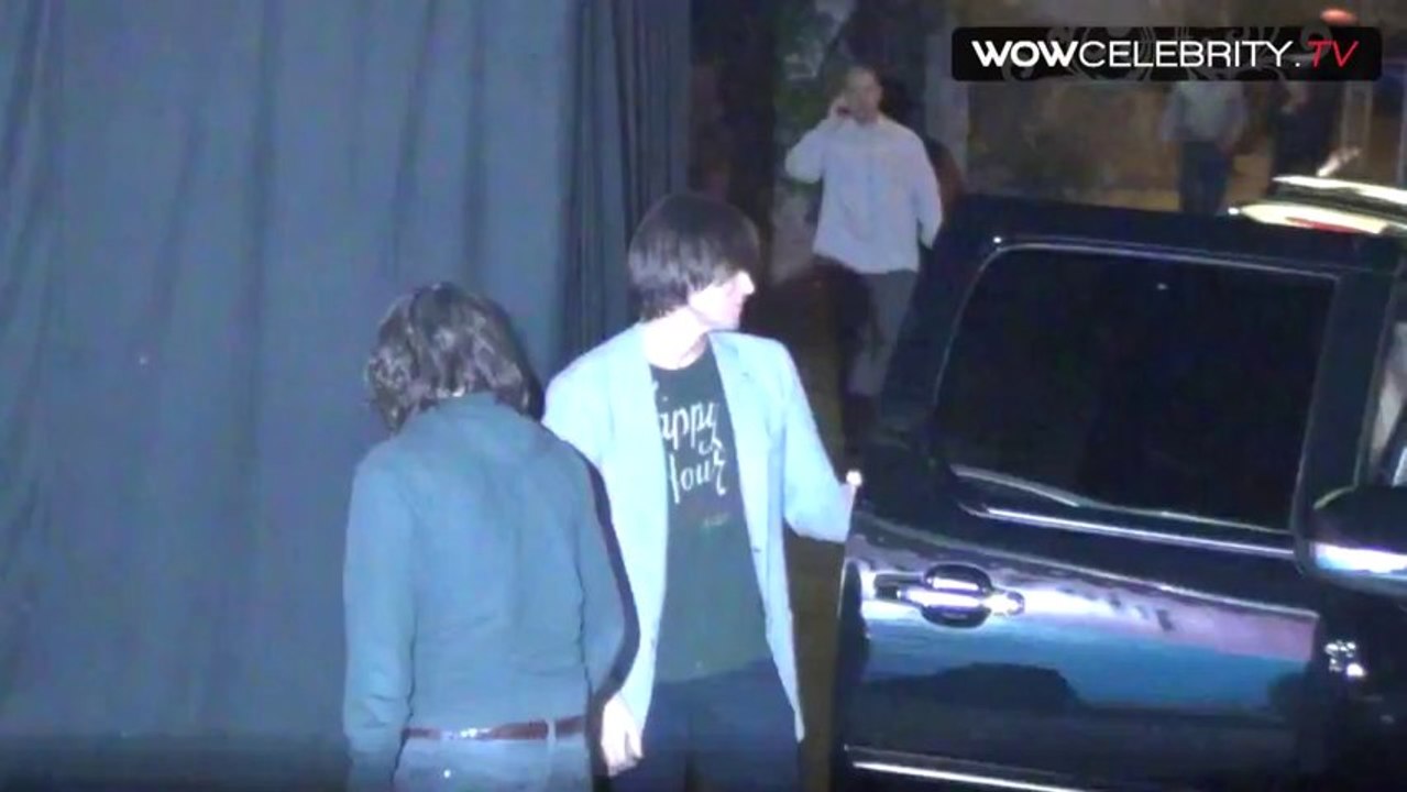 Jim Carrey arrives at Pink Taco in Hollywood