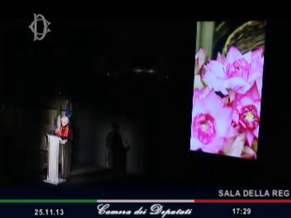 Roma - Violenza su donne - "Ferite a morte" di Serena Dandini (25.11.13)