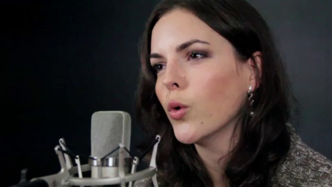 MoonSun - Hallelujah Cover (Leonard Cohen/Jeff Buckley)