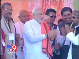 Agra BJP leaders ready to pay lakhs to buy the chair Modi sat on - Tv9 Gujarat