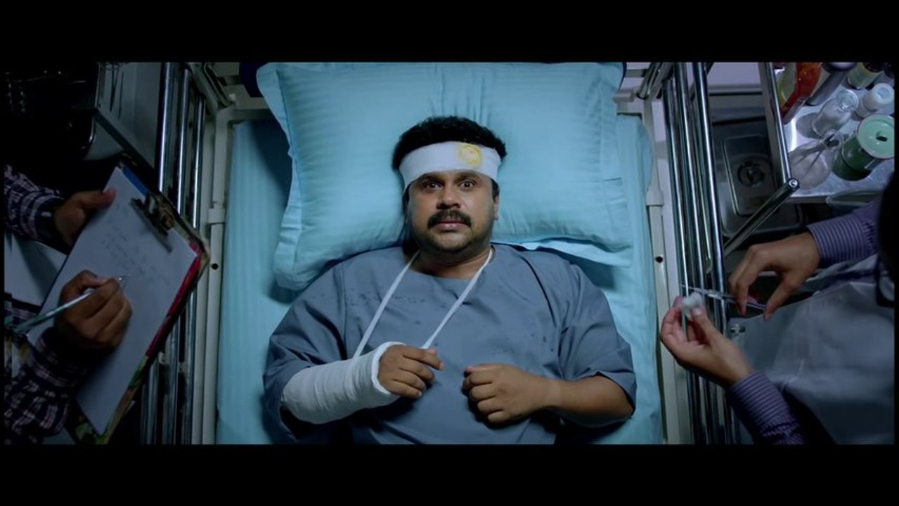 Ezhu Sundara Raathrikal Song - Pettidamaarum Aapathil