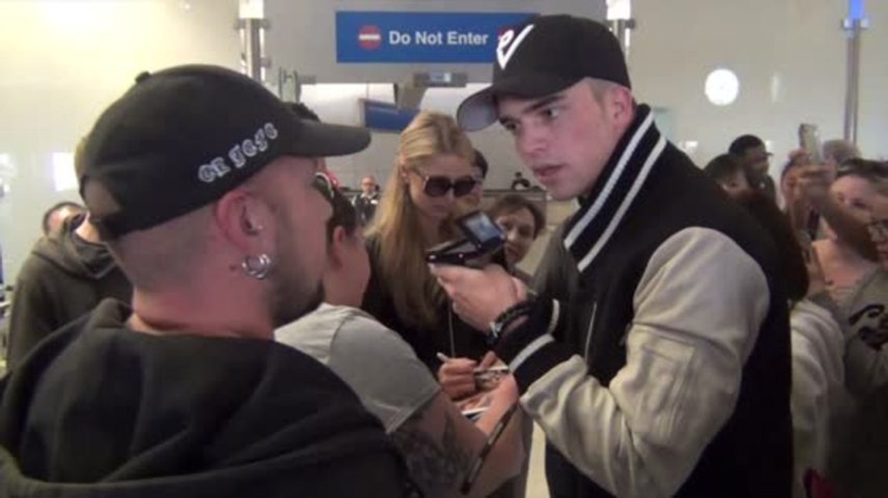 Paris Hiltons Freund streitet am Flughafen