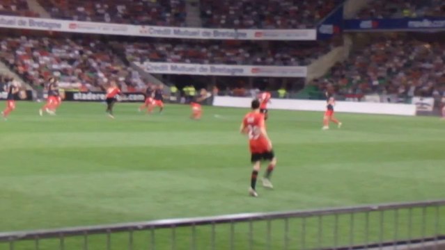 29/09/11 : SRFC-CA : but Victor Hugo Montaño