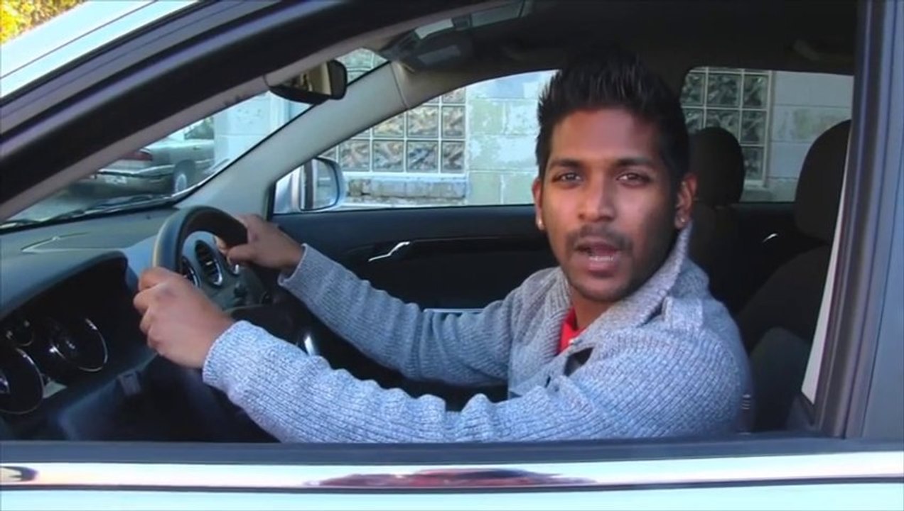 Caméra cachée : Un magicien piège les employés du Drive à Mc DO.