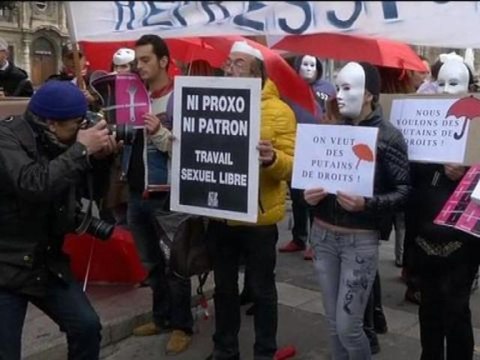 Pénalisation du client: une manifestation touche pas à mon client à Marseille - 27/11