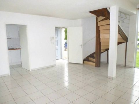 33240 ST ANDRE DE CUBZAC - MAISON T4 - REF=BOU06E