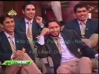 Omer Sharif  Pulling Legs Of Pakistan Cricket Team P2 -