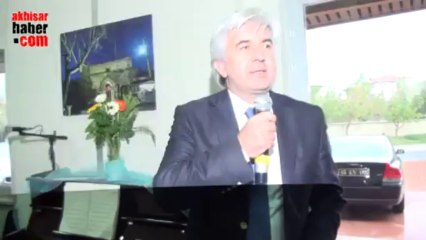 Akhisarlı Dev Öğrenciler Amfi Tiyatro Açtı