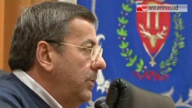 TG 27.11.13 Blitz della Digos al Comune di Brindisi