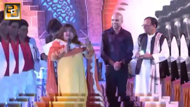 Dolly Bindra ENTERS Bigg Boss 7 27th November 2013 Episode