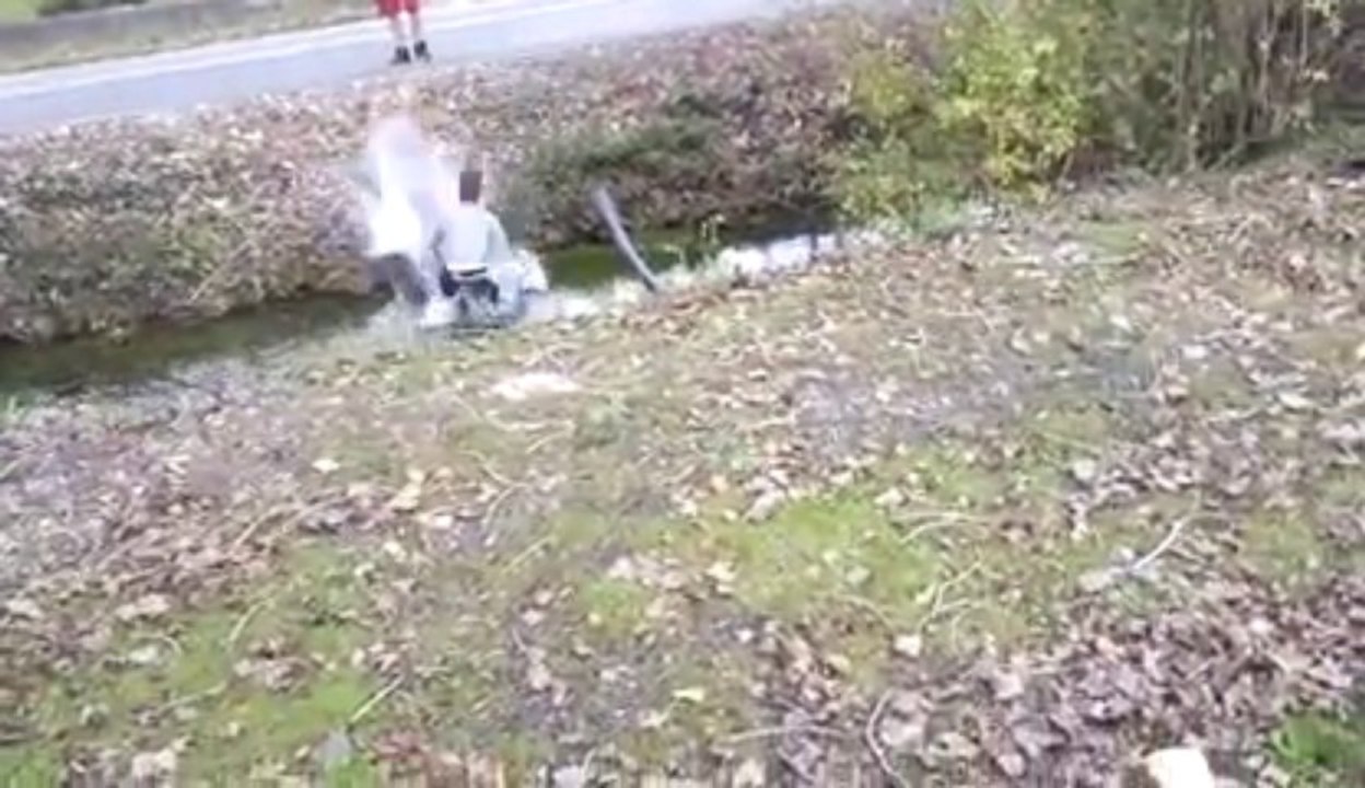 Jump over a river : FAIL!
