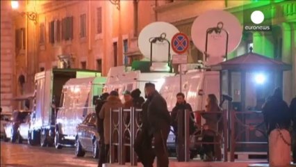 Berlusconi yeniden başbakan olma sözü verdi