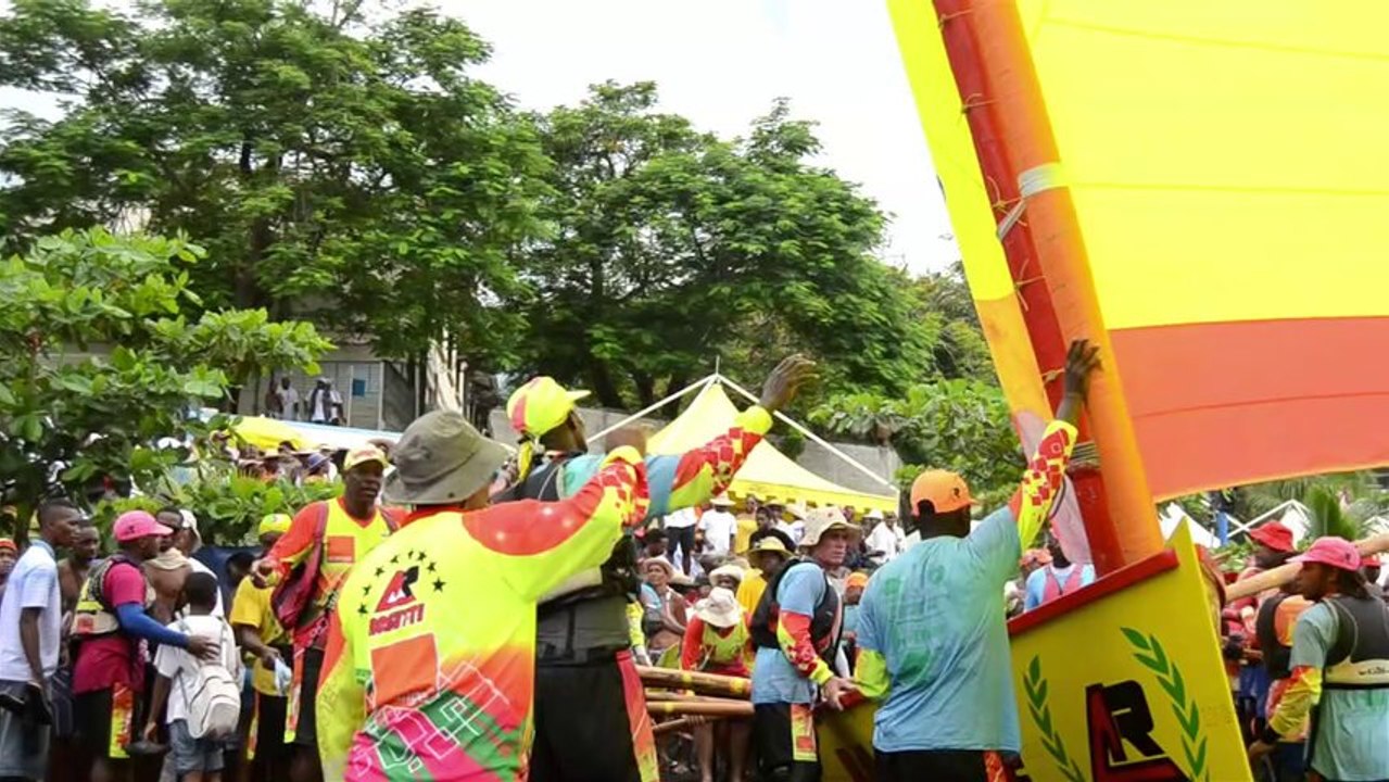 Orange Caraïbe - Tour des Yoles 2013