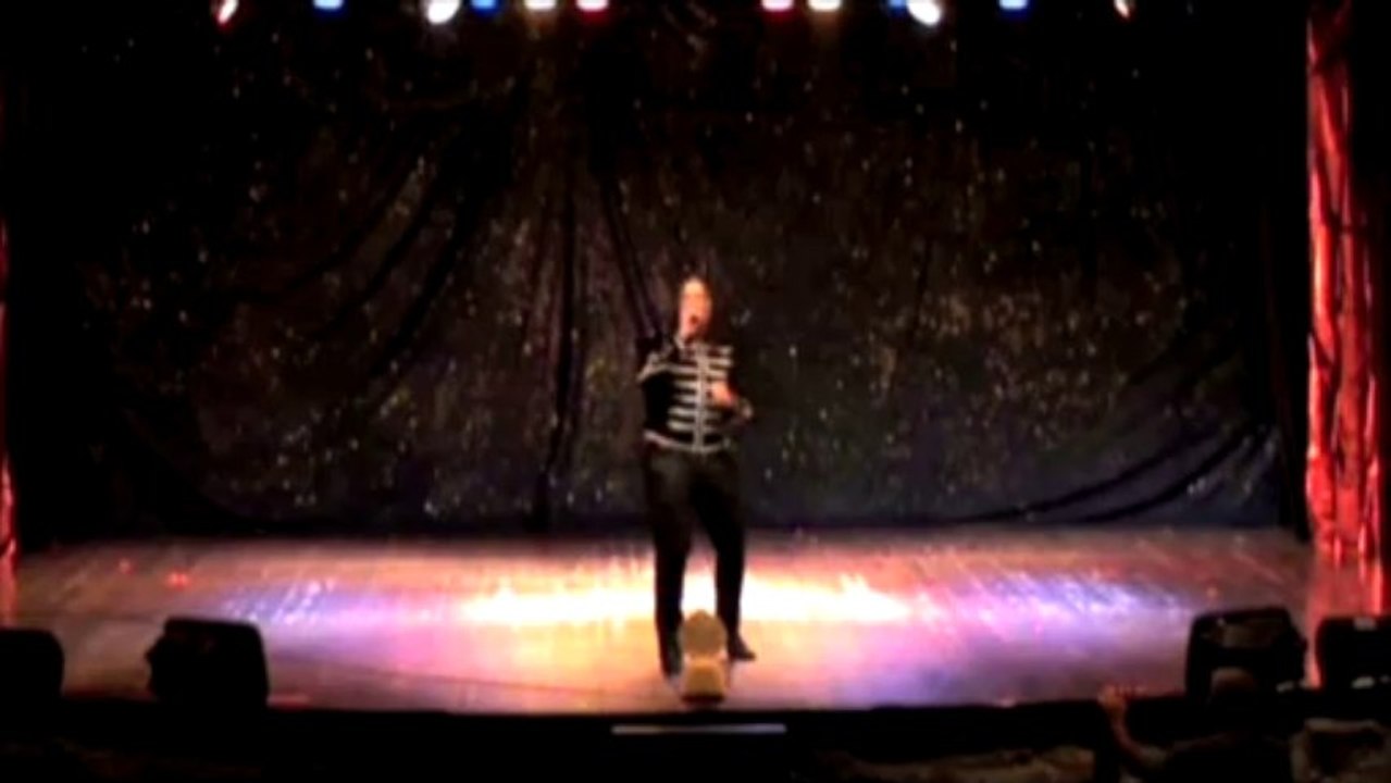 MAURIZIO AL TEATRO