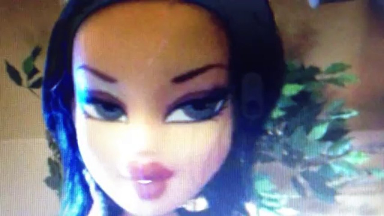 Thanksgiving Parade Goers Beware!  Arabian Panhandlers May Drown Your Sorrows!