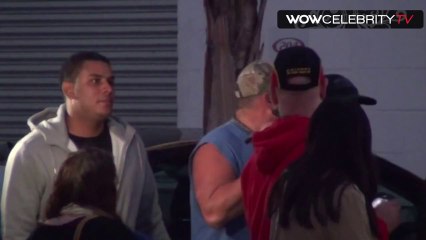 Larry The Cable guy becomes a Paparazzi in Hollywood