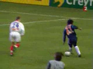 ronaldinho 10 gestes techniques