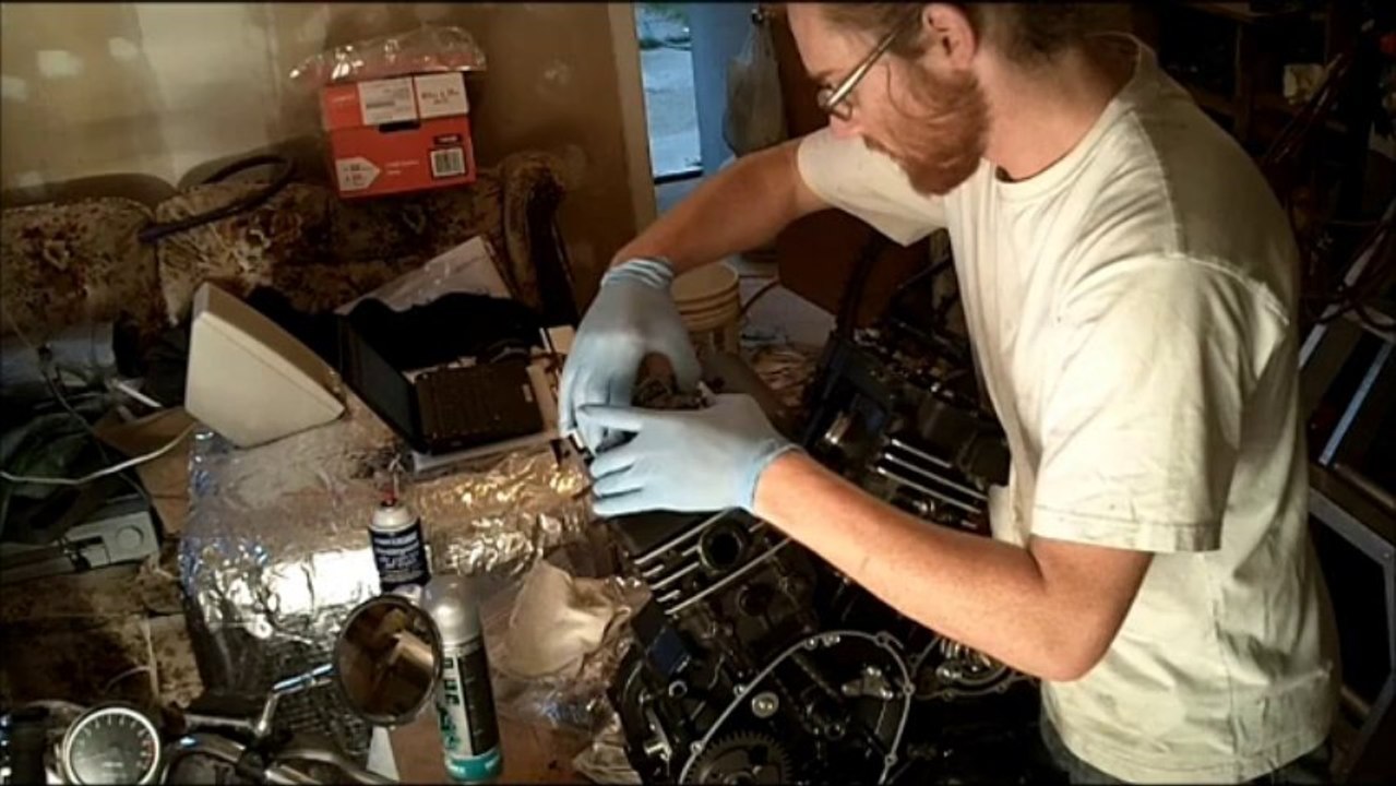 1985 Kawasaki VN750 Engine Rebuild - pt23