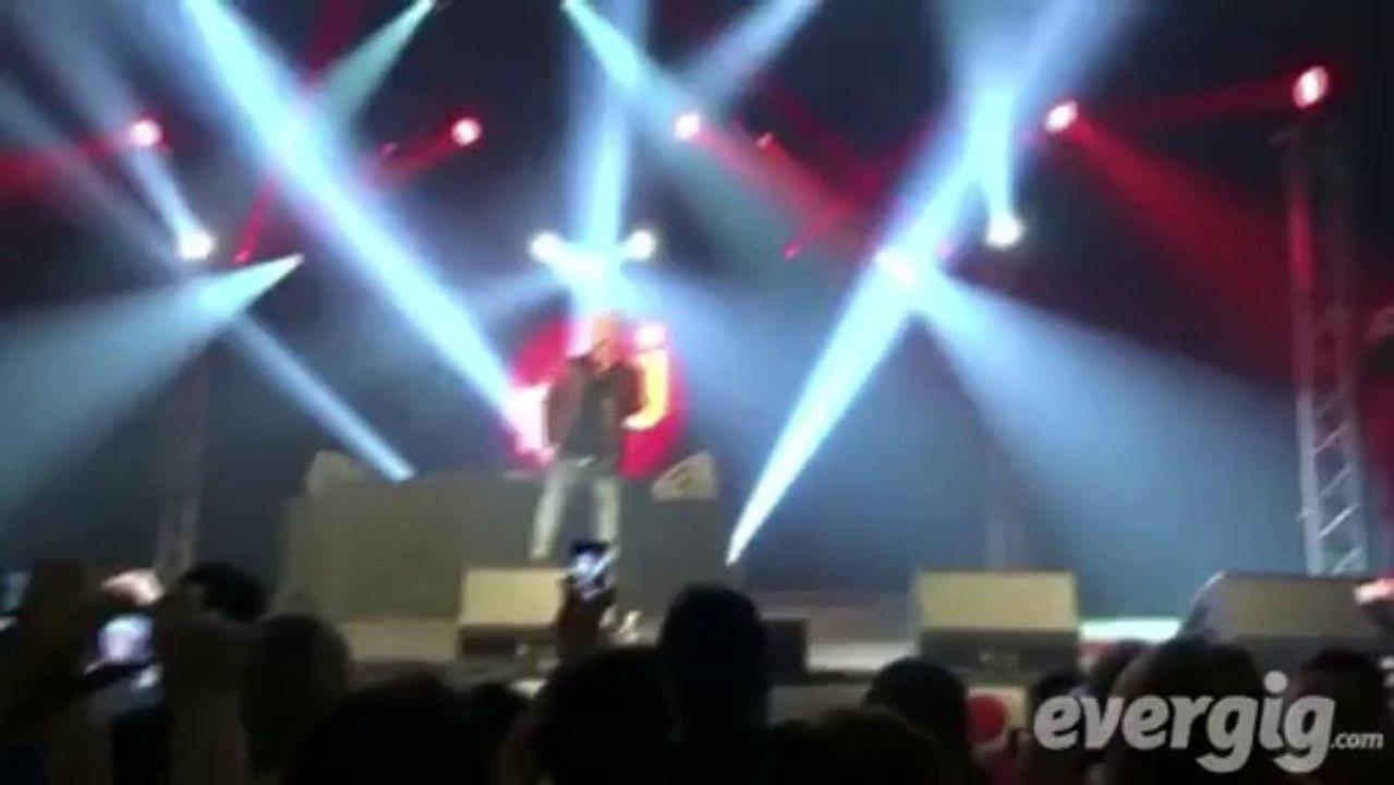NRJ Music Tour "Cauet " Fin du monde " " - Les arènes de Valenciennes - Concert Evergig Live - Son HD