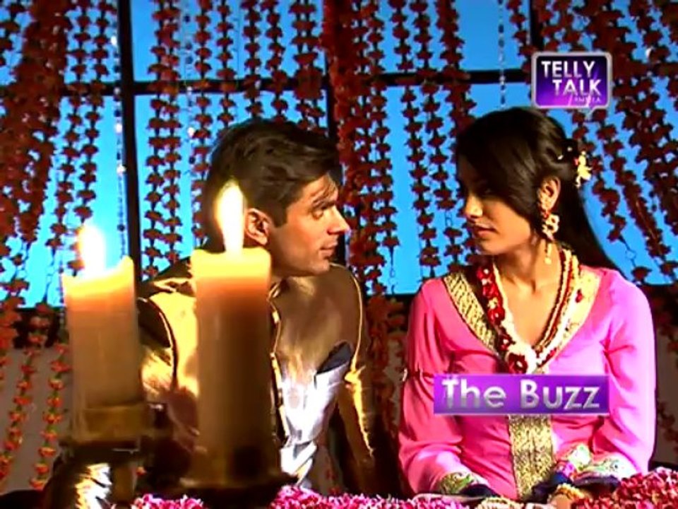 Qubool Hai : Zoya aka Surbhi Jyoti DATING Asad aka Karan Singh Grover?